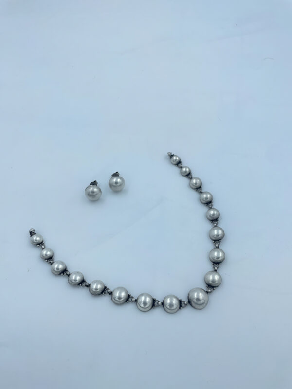 Aesthetic Ardha Gola Timeless Necklace with Earrings