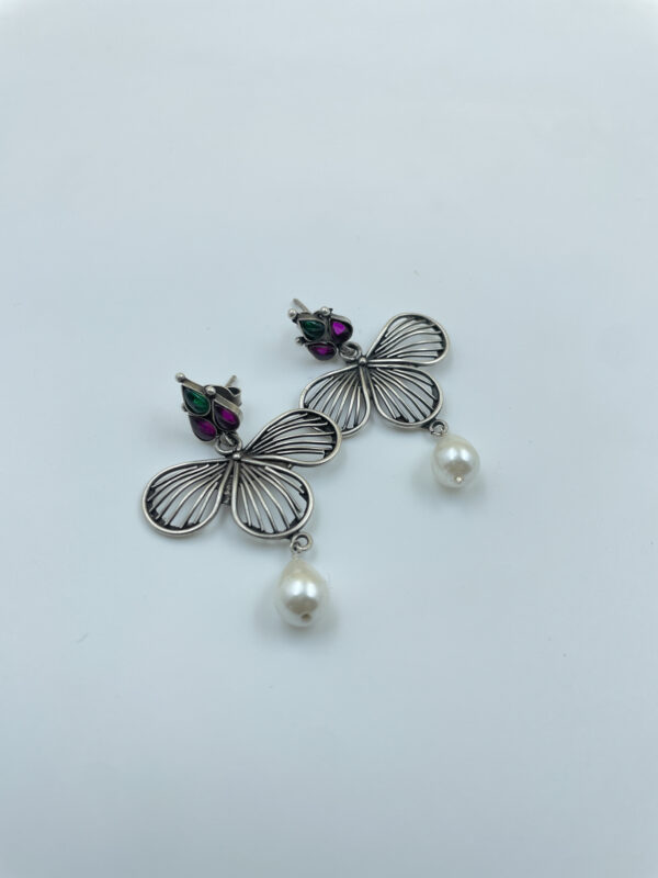 Get Bridal Floral Filigree Earrings