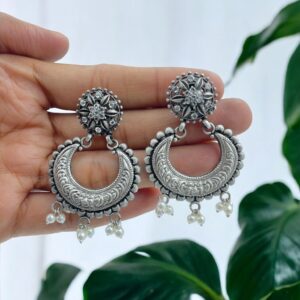 Purchase Chand Chandbali Earrings