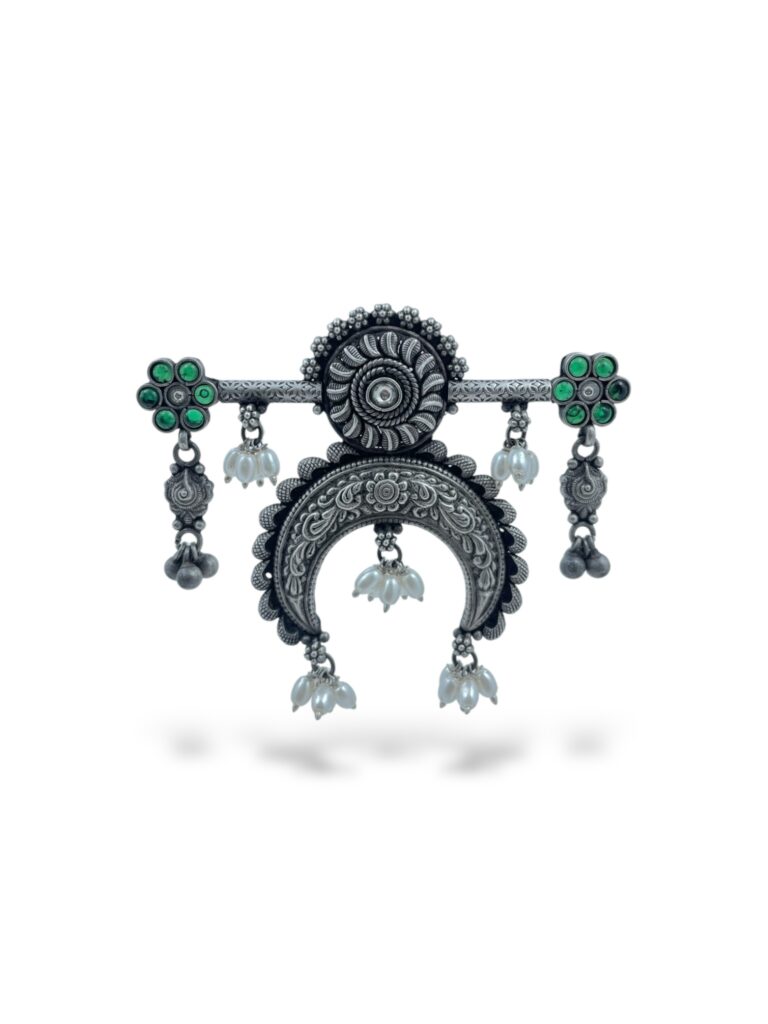 Floral Bar Traditional Pendent Set
