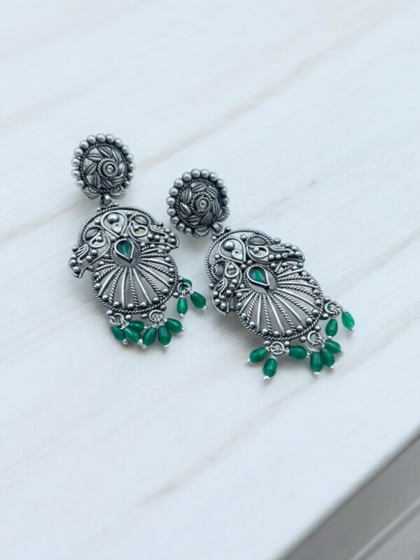 Aesthetic Floral Green Stone Long Earrings
