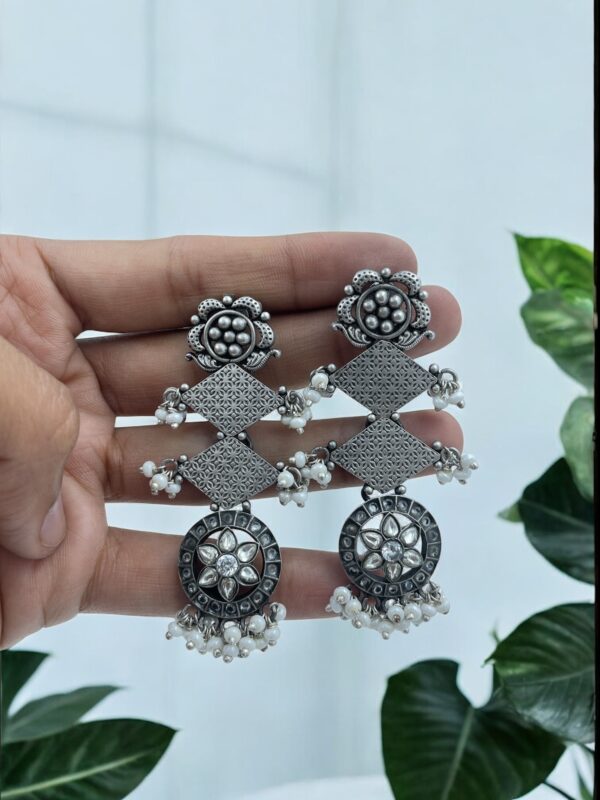 Get Foral Pearl Dangle Earrings