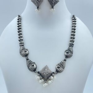 Silver Short Chain Devi Peacock Necklace with Earrings
