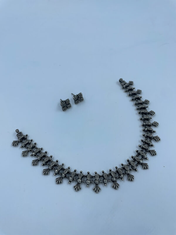 Buy Simple Floral Necklace with Earings