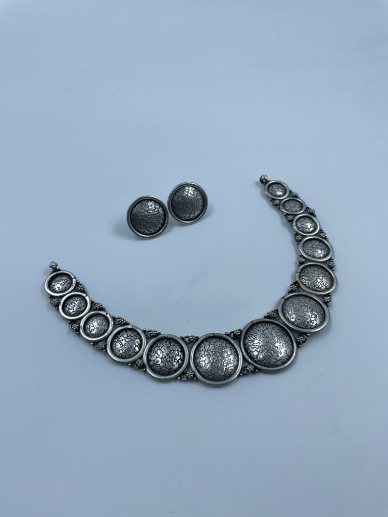 Timeless Necklace with Earrings