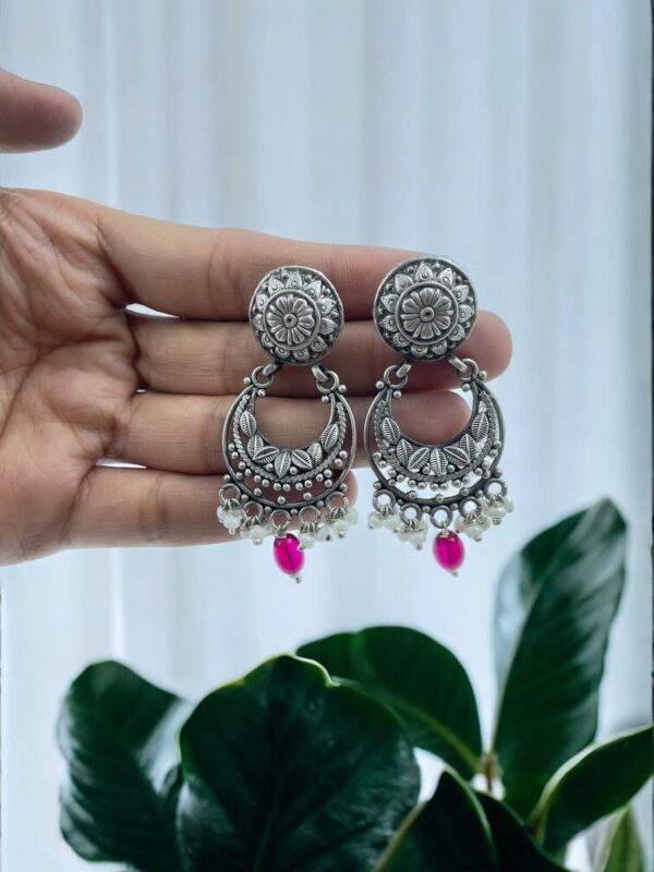 Snap Up Timeless Pearl Crescent Chandbali Earrings