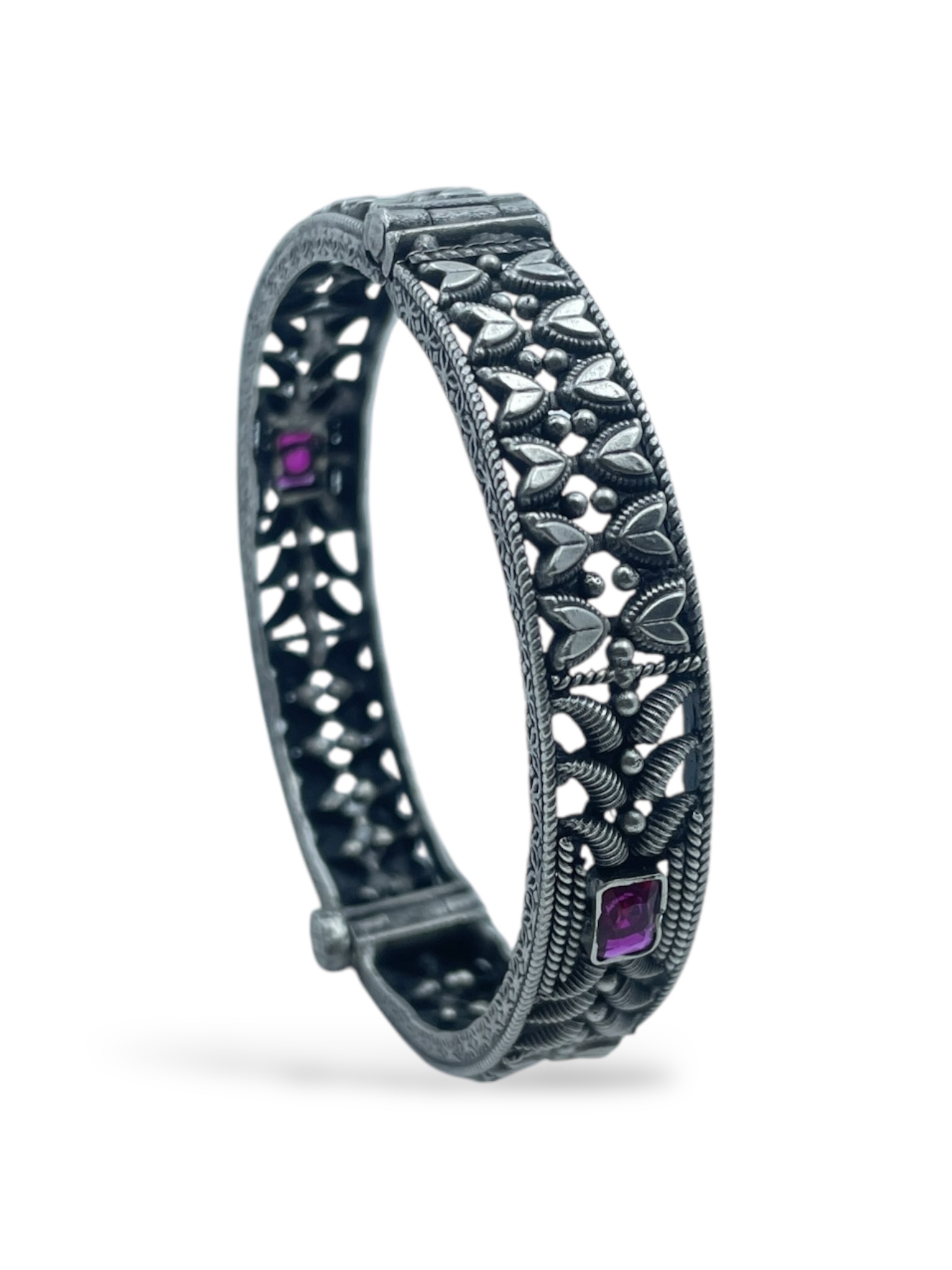 Get Regal Timeless Bangles